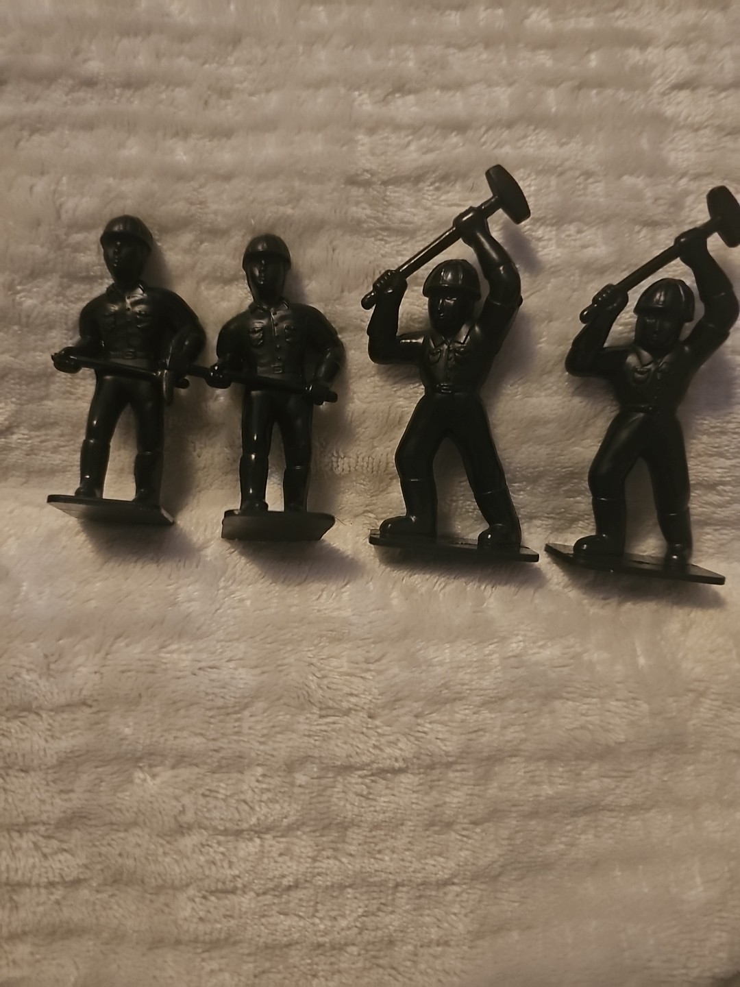 Vintage Plastic Construction Worker Figures Lot Of 4 Hard Hat Jackhammer