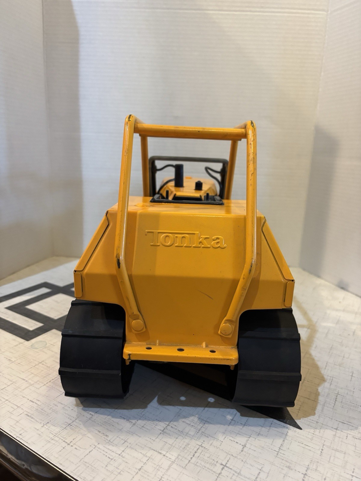 Vintage 70’s Mighty Tonka T-9 Bulldozer Pressed Steel Yellow 16”L Nice Shape