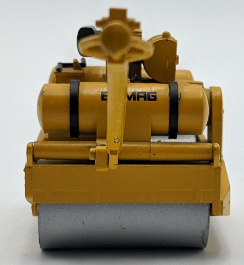 NZG 248 1:20 Scale Diecast Bomag BW 90S Roller/Box