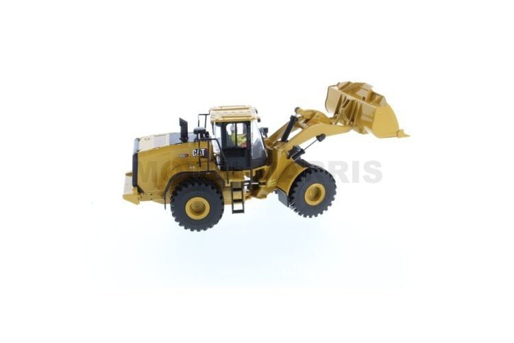 DIECAST MASTERS 85682 Cat 966 Gc Rubberized Charger – Diecast Masters – 85682 –