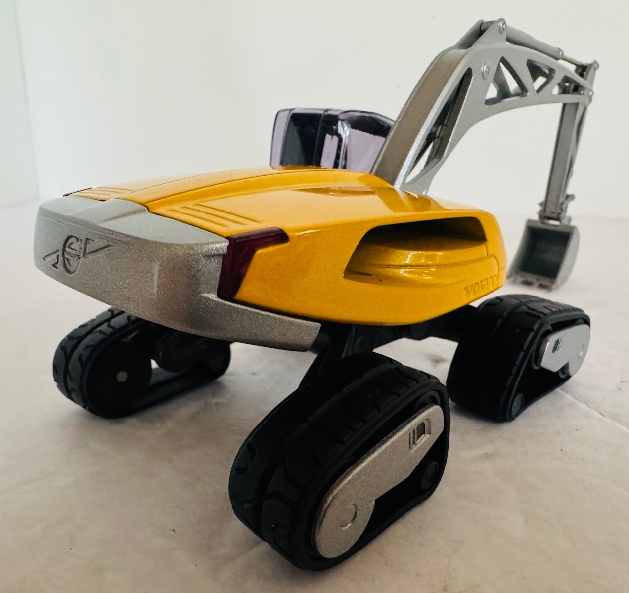 1:50 Volvo SFINX Diecast Concept Excavator Mode lBy Motorart #110500-20