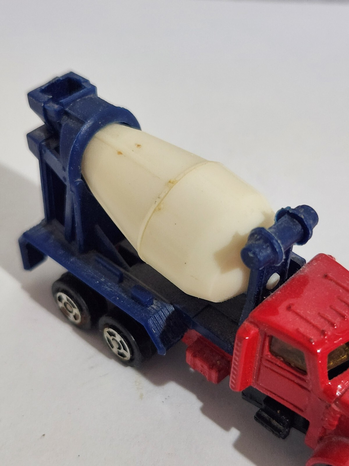 Construction Toys Vintage Lot 1/64 Crane, Dozer, Loader, Excavator, Cement Mixer