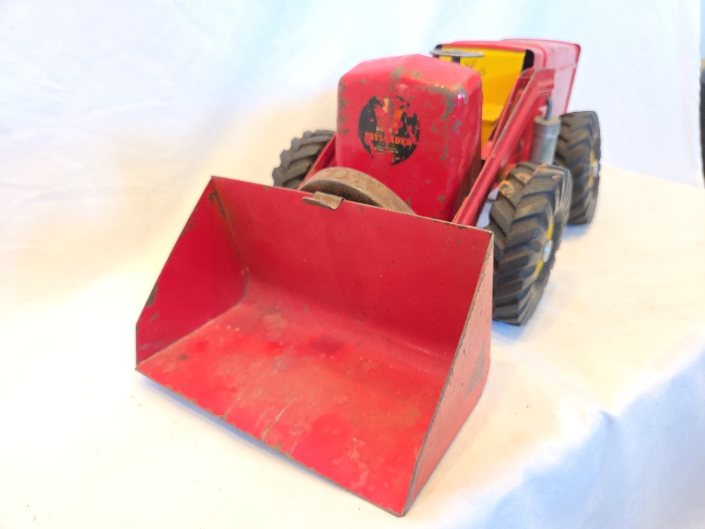 Vintage 1950’s Pressed Steel Nylint Hough Payloader Construction Toy Nice Cond.