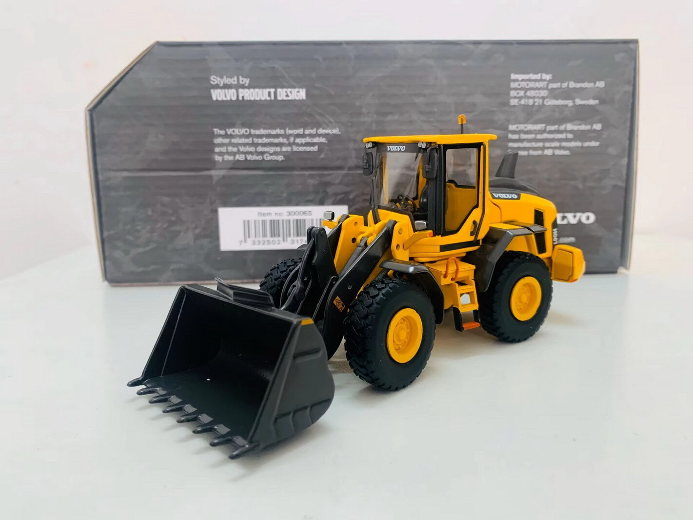 Motorart 1/50 Scale Volvo L90H Wheel loader Diecast Car Model Collection Toy