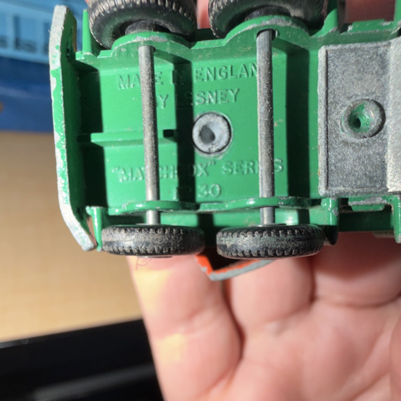 Matchbox Lesney Series 9 Wheel Crane Diecast Green Red Yellow Toy Vehicle