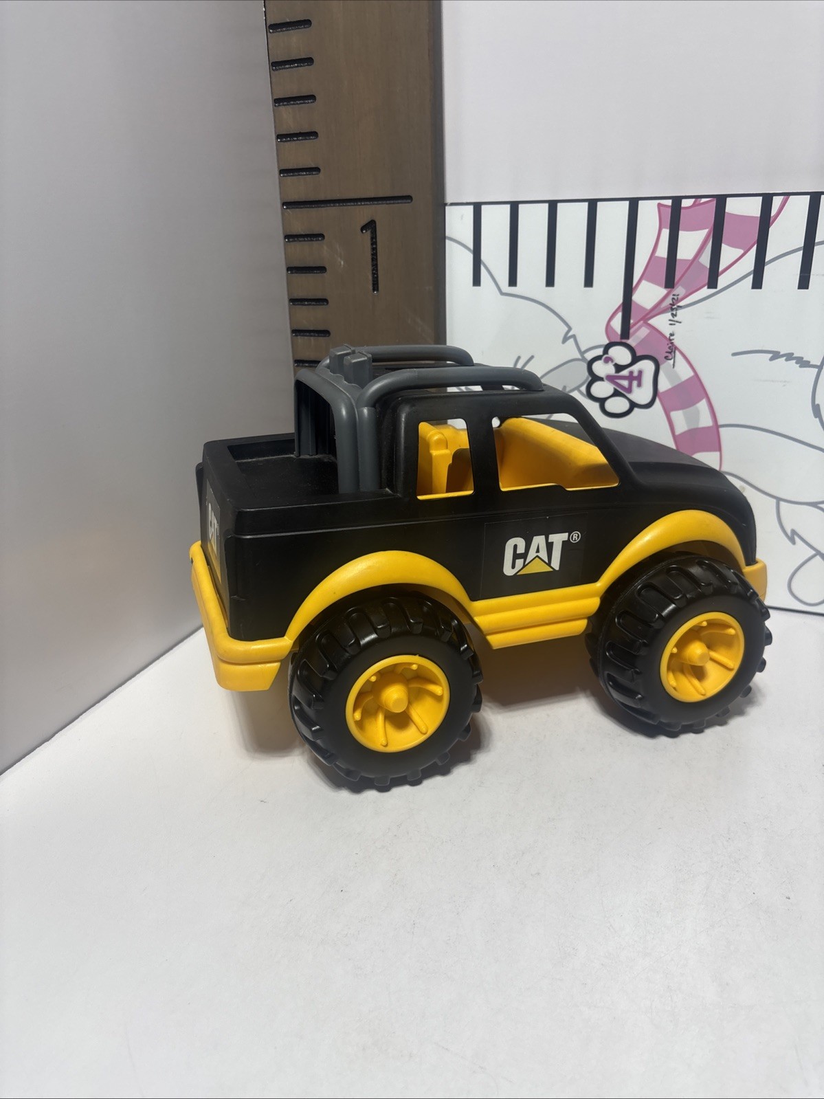 Large Vehicle Caterpillar CAT Tough Tracks Rugged Machines Pickup Truck Toy