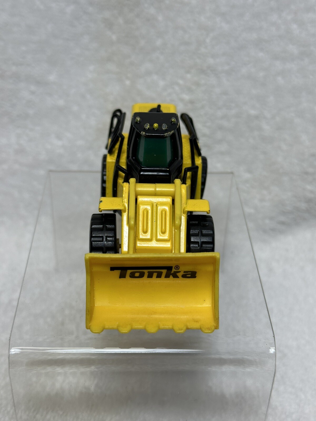 Tonka Diecast Front End Loader, Metal And Plastic. Bucket And Arms Work. Used