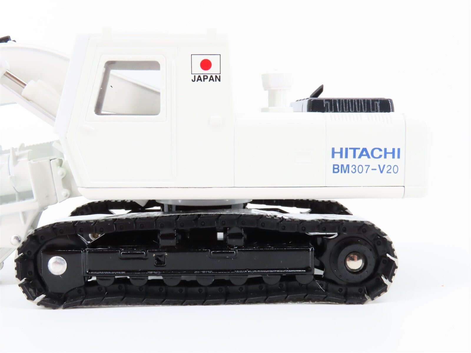 Hitachi BM307-V20 Excavator with Demining Equipment Shinsei 1:40 Scale Model New