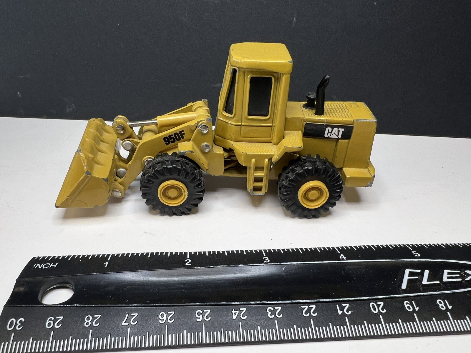 NORSCOT CAT 950F Wheel Loader Construction Diecast Model Loose 1:64