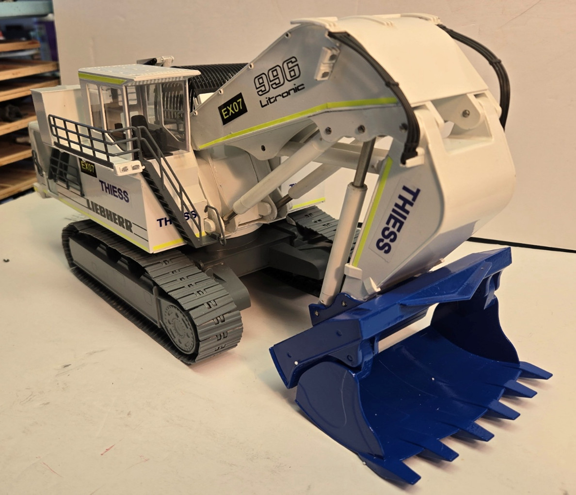 1/50 CUSTOM Liebherr R996 Mining Backhoe in THEISS Colors (Custom Painted)