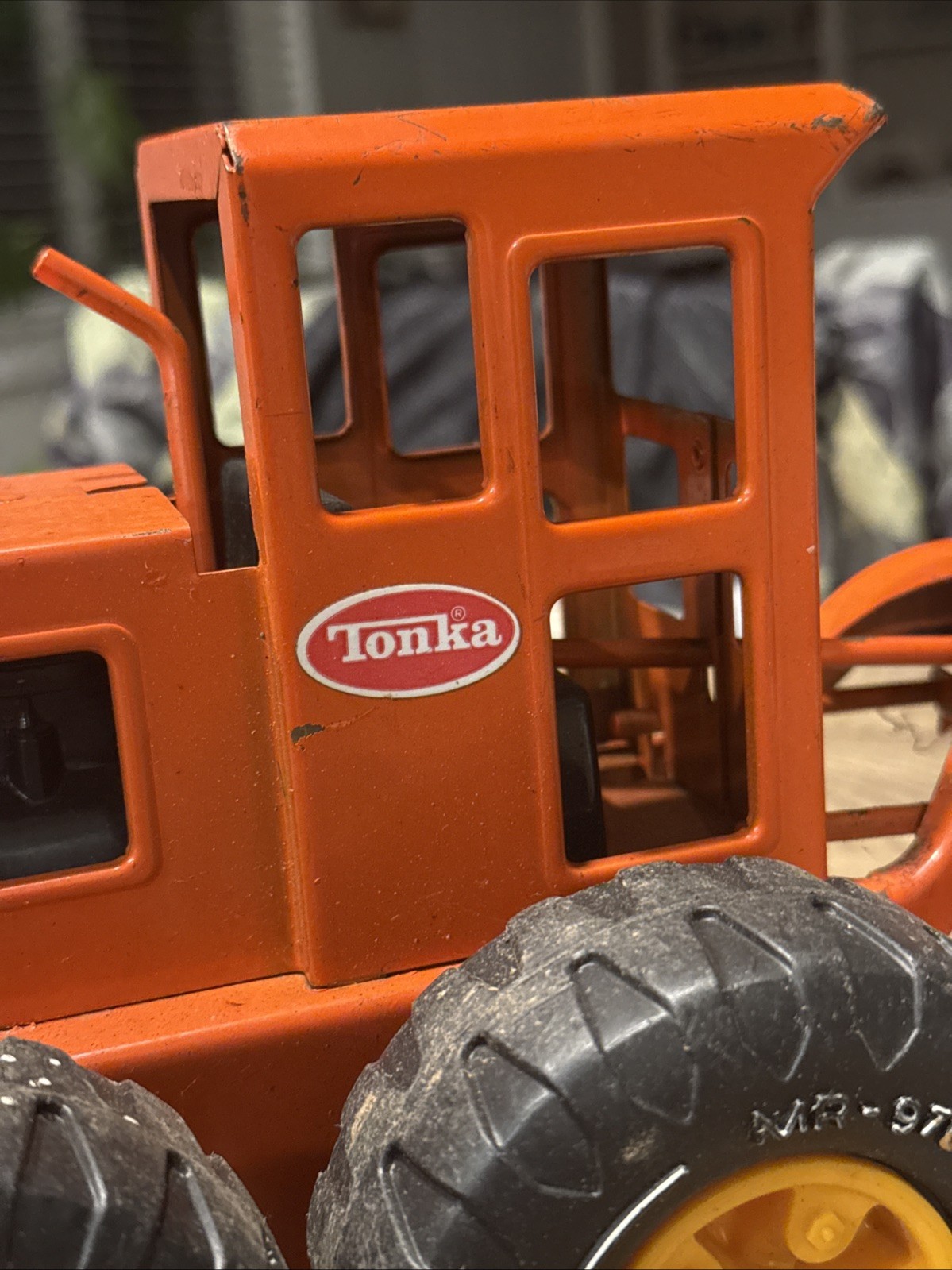 VINTAGE 1970’s TONKA METAL ROAD GRADER TOY ORANGE 17” MR-970 TIRES