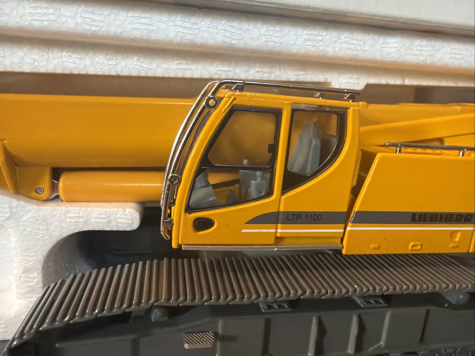 1:50 Hartinger Yellow Liebherr LTR 1100 Telescopic Crawler By Conrad 2738-20 New
