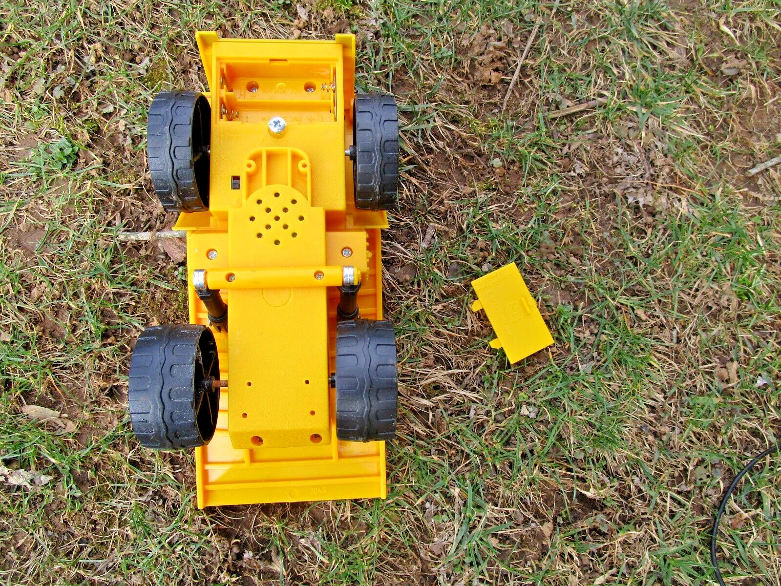 TOY STATE CAT Caterpillar 9″ Remote Control Dump Truck Lights Sounds +1 w/effect