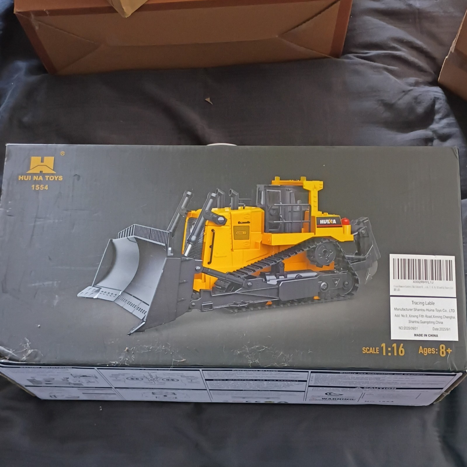 HUI NA TOYS 1554 Remote Control 1:16 Scale Yellow Black Dozer for Ages 8+