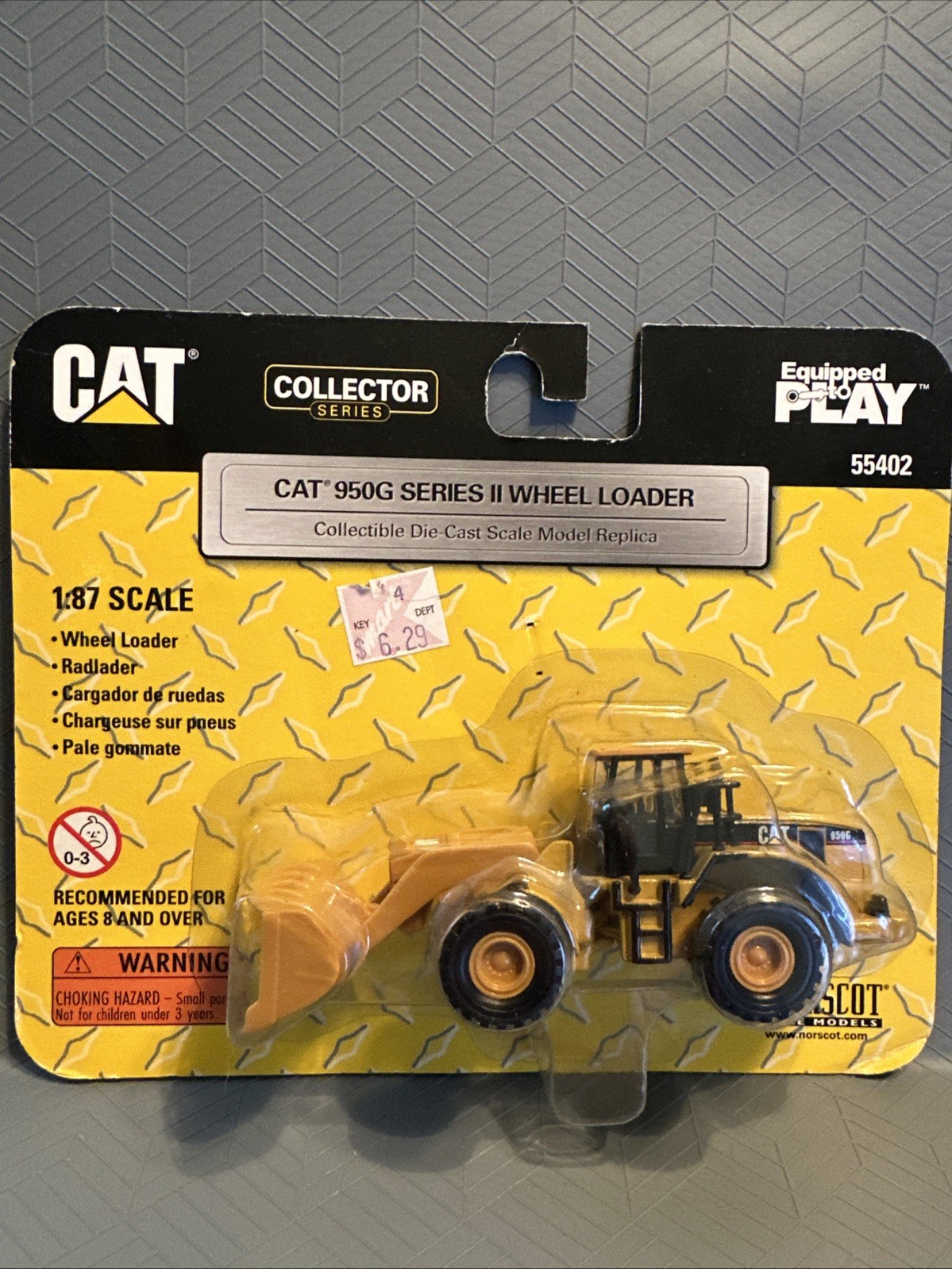 Norscot CAT 950G Series II Wheel Loader 1:87 Scale Darkish Yellow VG Card