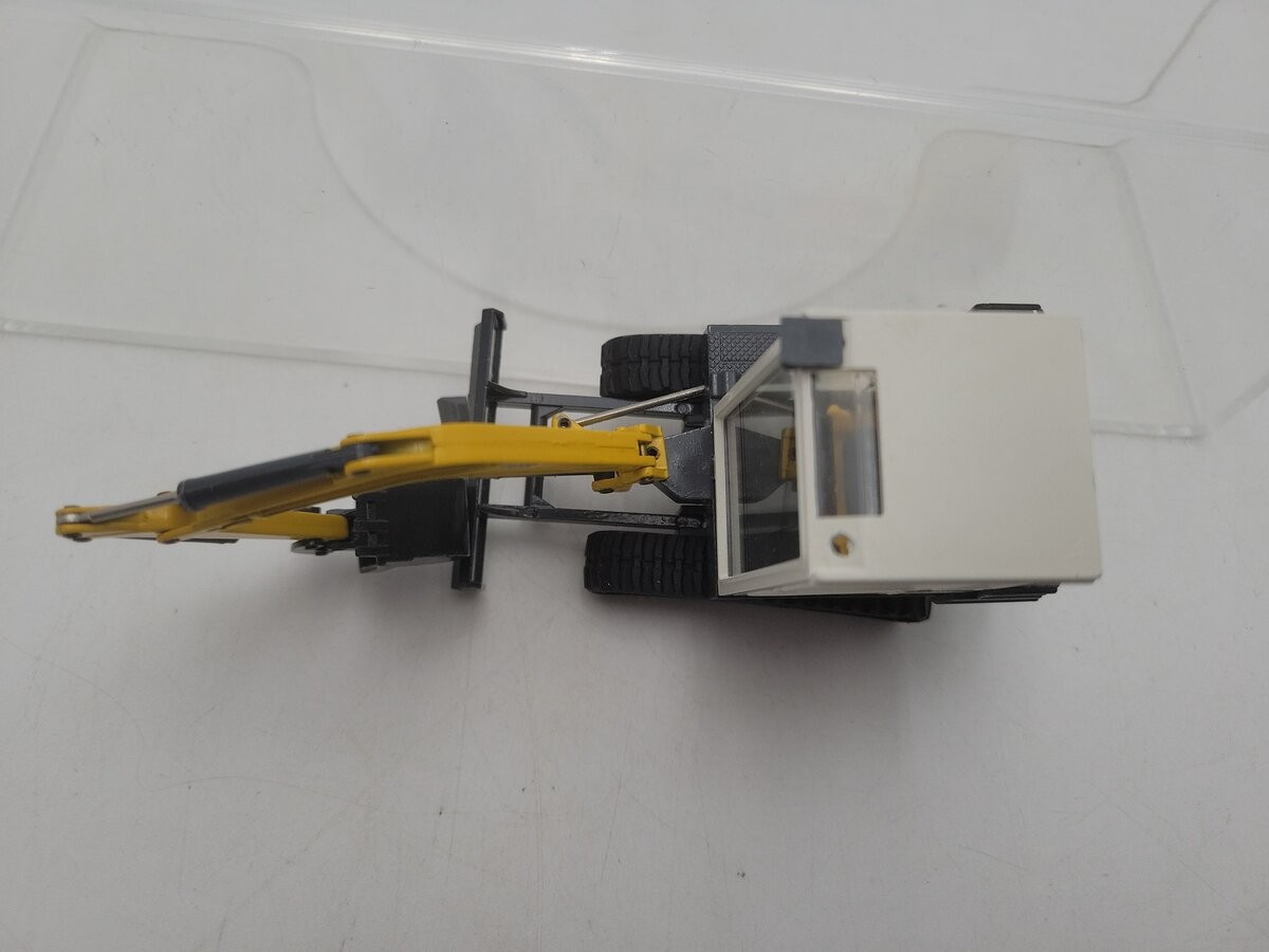 CEF 274 1:30 Scale Yanmar Ammann B27 Compact Excavator Diecast EX/Box