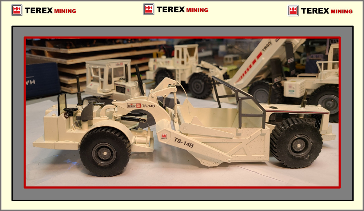 1/40 TEREX MINING Conrad CUSTOM TS-14B Scraper – NEW CUSTOM RUBBER TIRES !!!