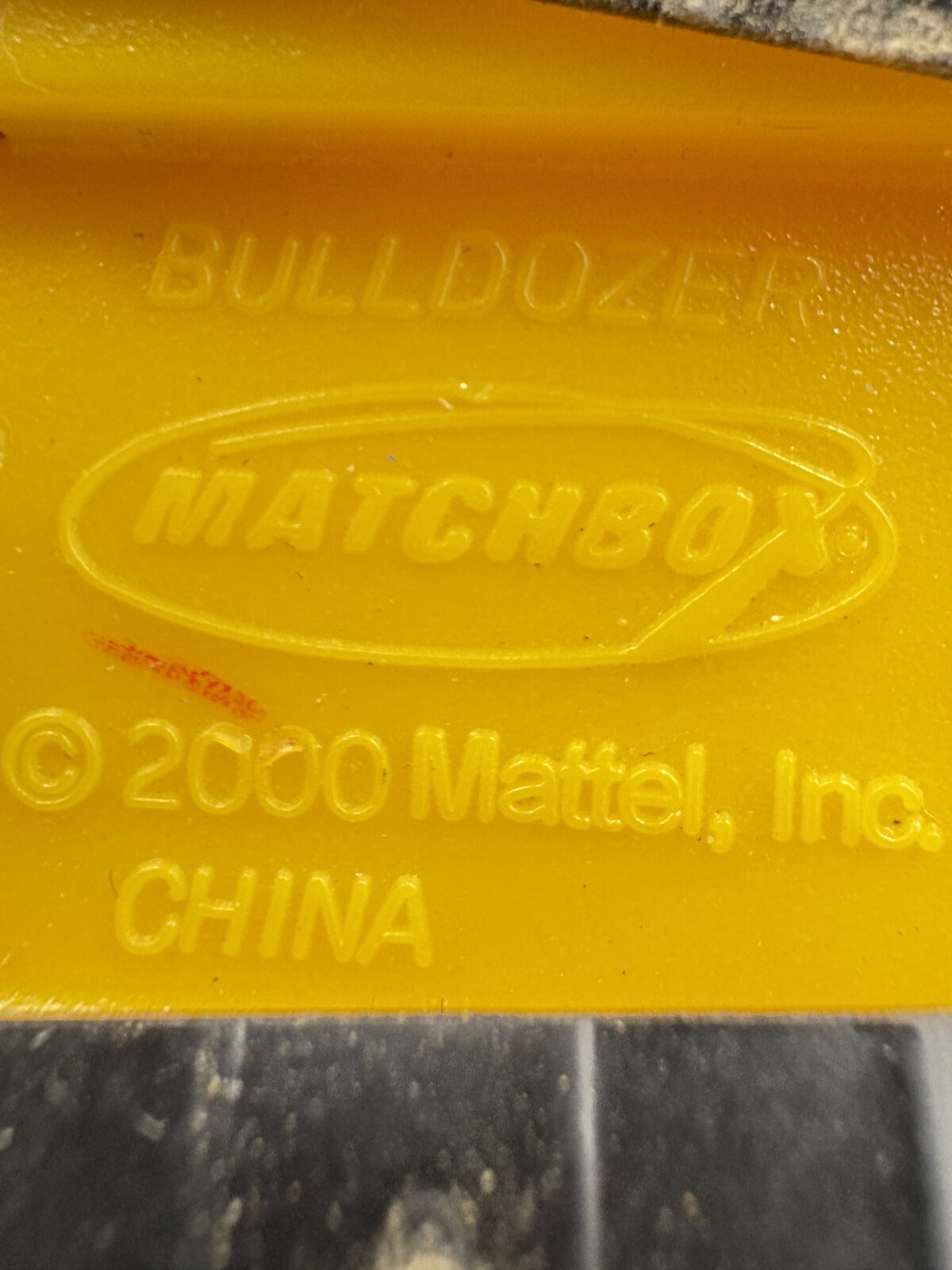 2003 Matchbox Hero City Super Dozer #67 Yellow MB493 Loose Used