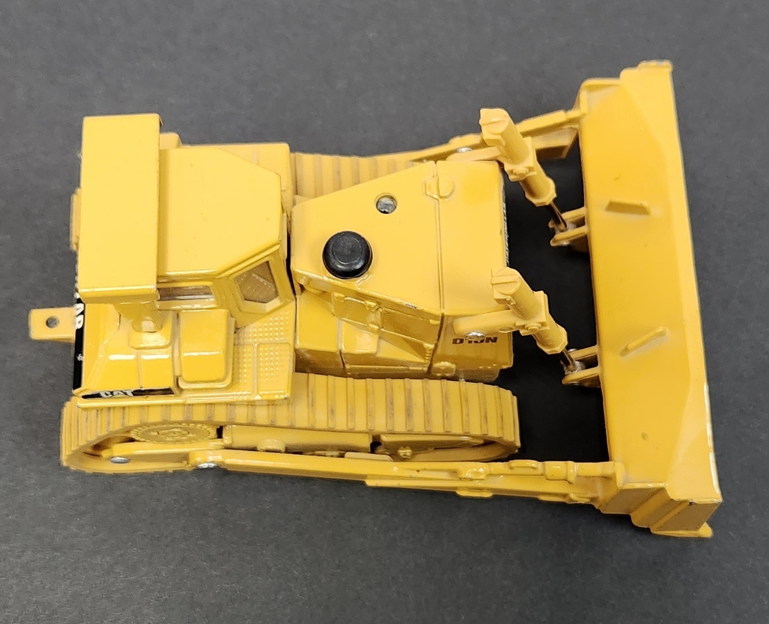 Vintage ERTL Caterpillar D10N Track-Type Tractor Bulldozer 1:50 Scale Diecast