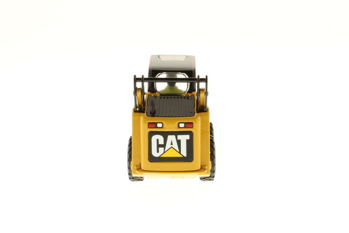 1:32 DIECAST MASTERS *CATERPILLAR* CAT 272C Skidsteer Loader *85167* NIB
