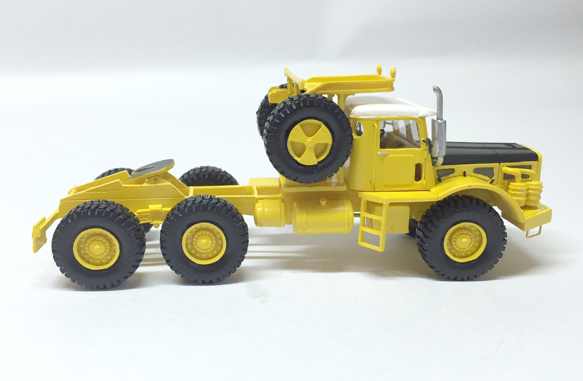 HO 1/87 WILLEME W8-SAT 6X6 Tractor – Ready Made Resin Model by Fankit Models