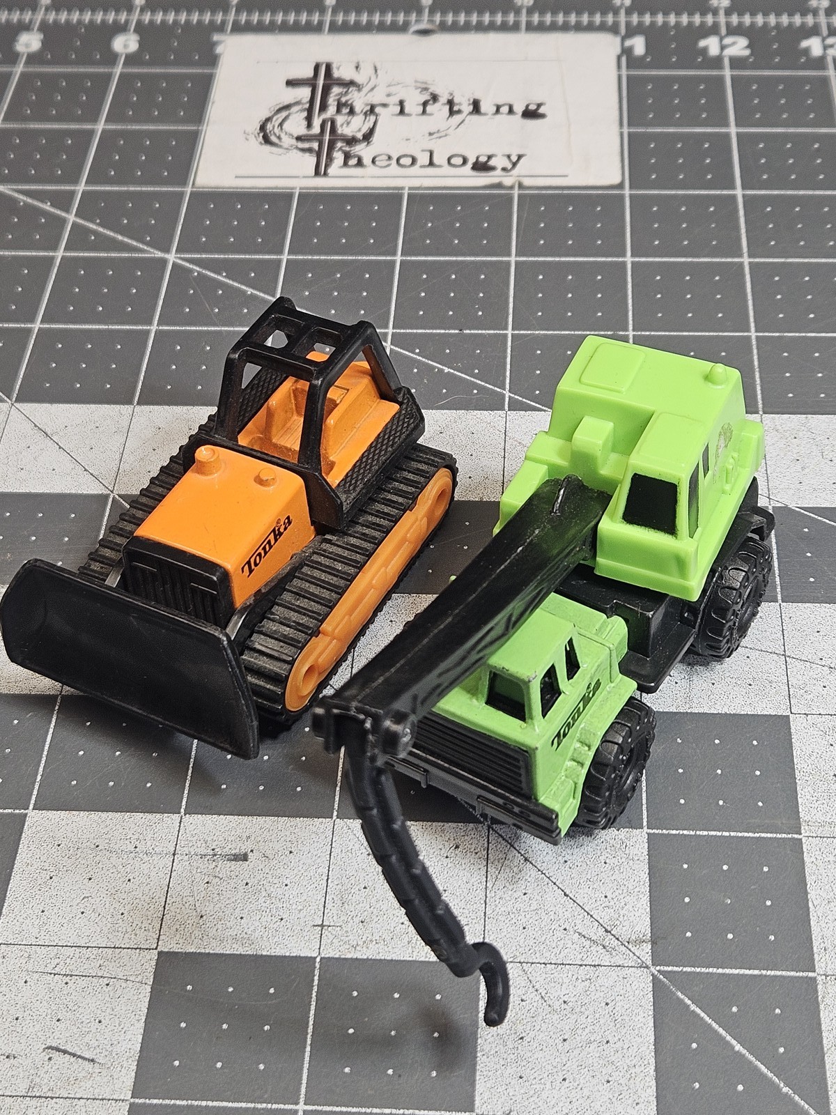 Tonka Mini Construction Vehicles Lot: Bulldozer & Crane Truck 1992 1994 Plastic