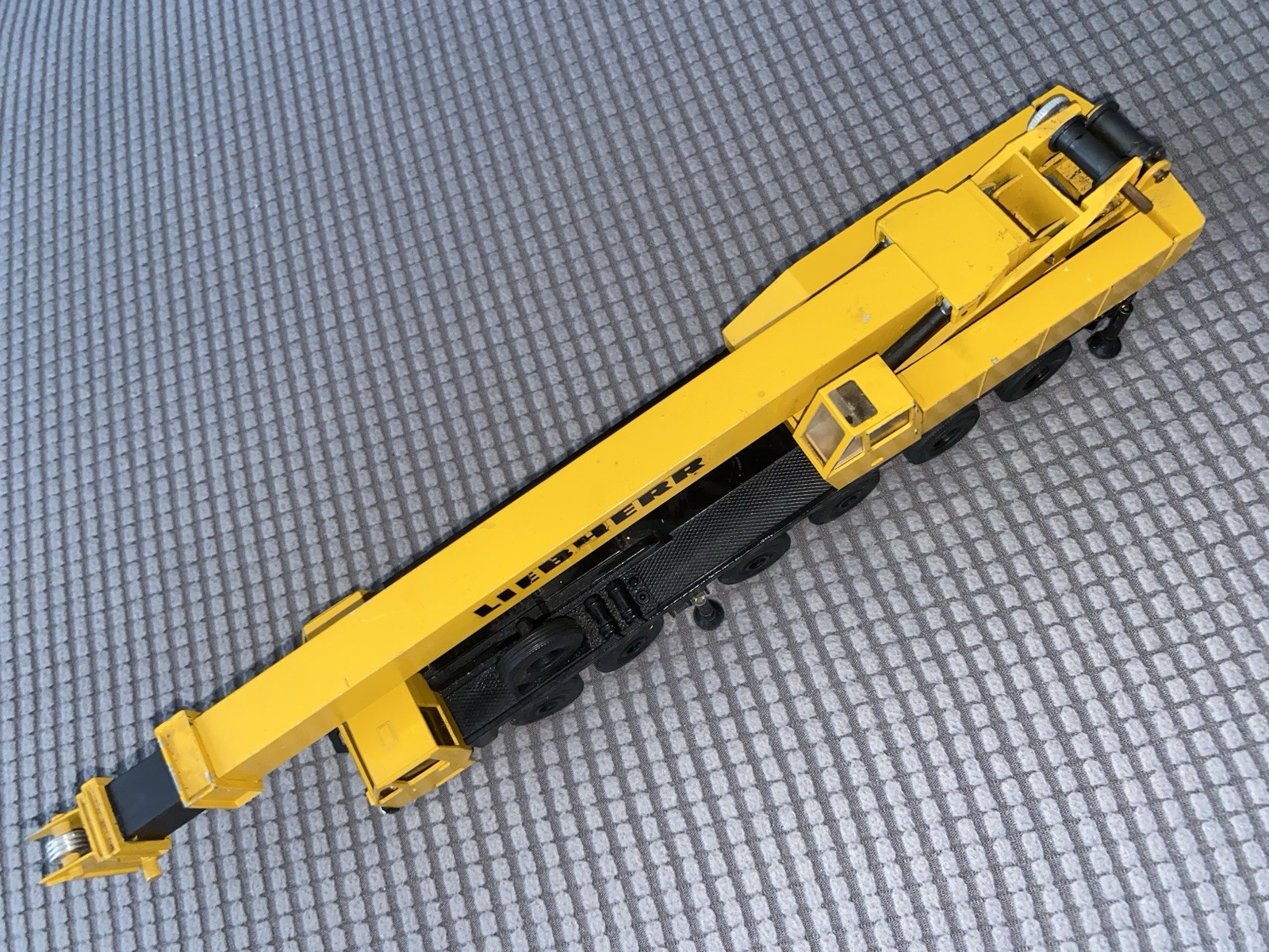West Germany GESCHA LIEBHERR Mobile Crane w Continental Tires 12.5″