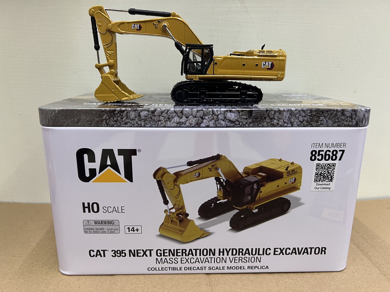 DM 1:87 CAT 395 Next Excavator Hook Machine Construction Vehicle Model 85687