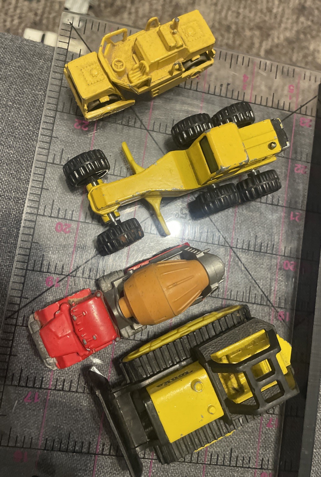 Vintage 90s Tonka Hotwheel Road Construction Commercial Vehicle Lot