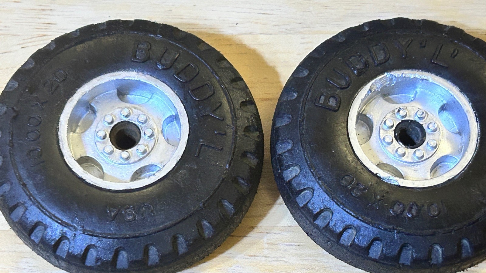 QTY 1 – Vintage Buddy L Fix My Flat Spare Tire – Nice Shape – 4 Available