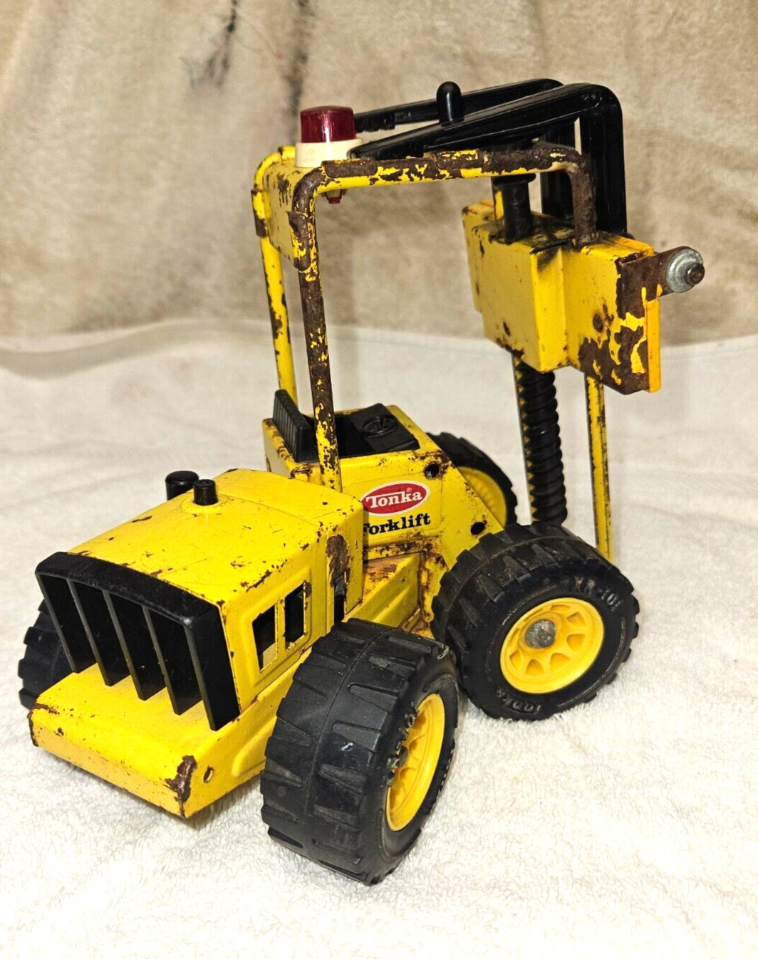 Tonka Forklift Truck # 52900 • XR-101 • Pressed Steel Metal Toy • 1970s Vintage