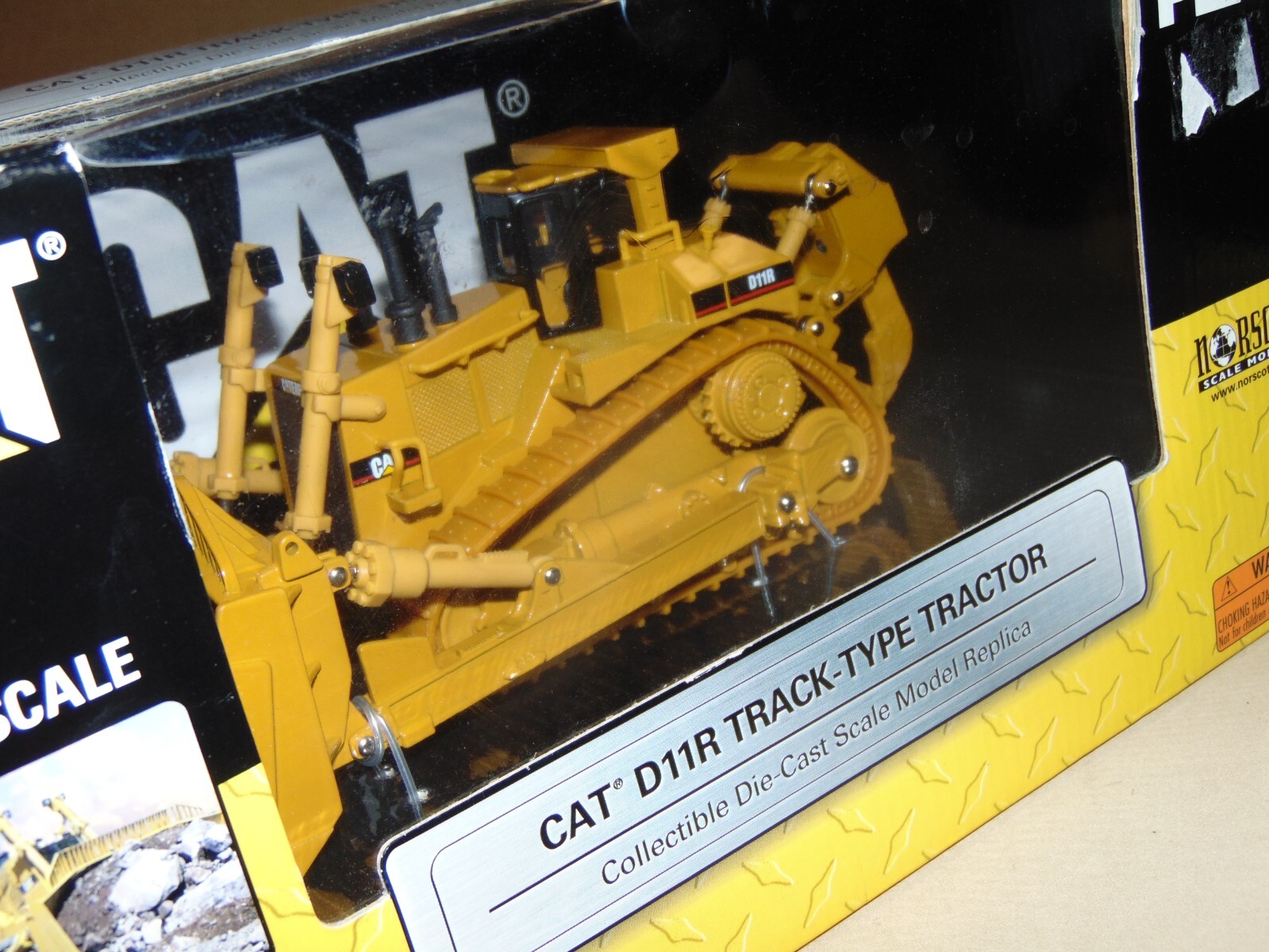 NORSCOT 55800 CATERPILLAR D11R TRACK TYPE TRACTOR DOZER – BRAND NEW