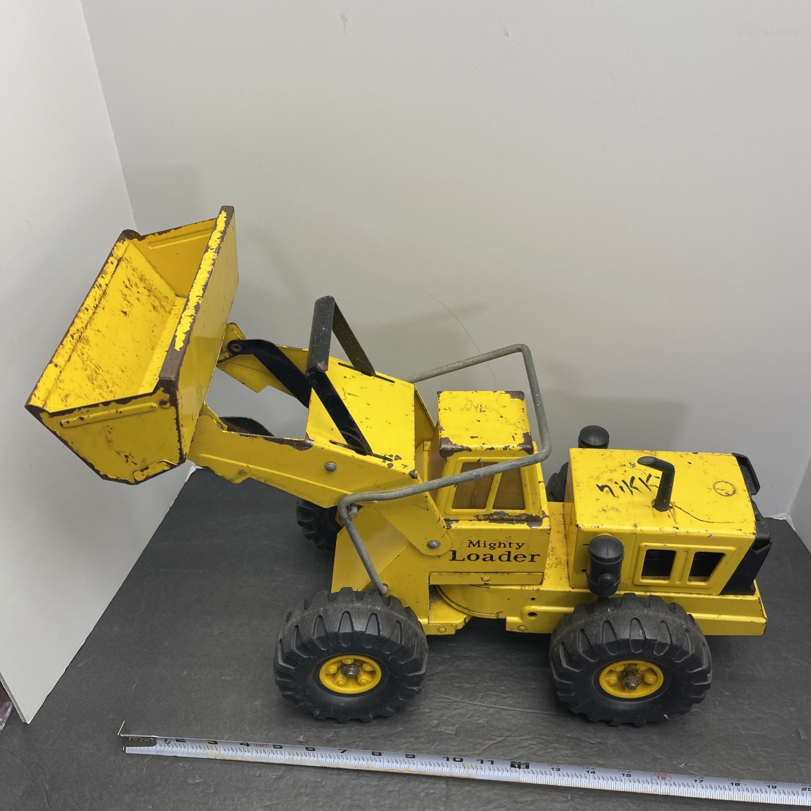 Mighty Loader Tonka 1967-1970 Front Loader (1853) For Parts Or Restoration WORKS
