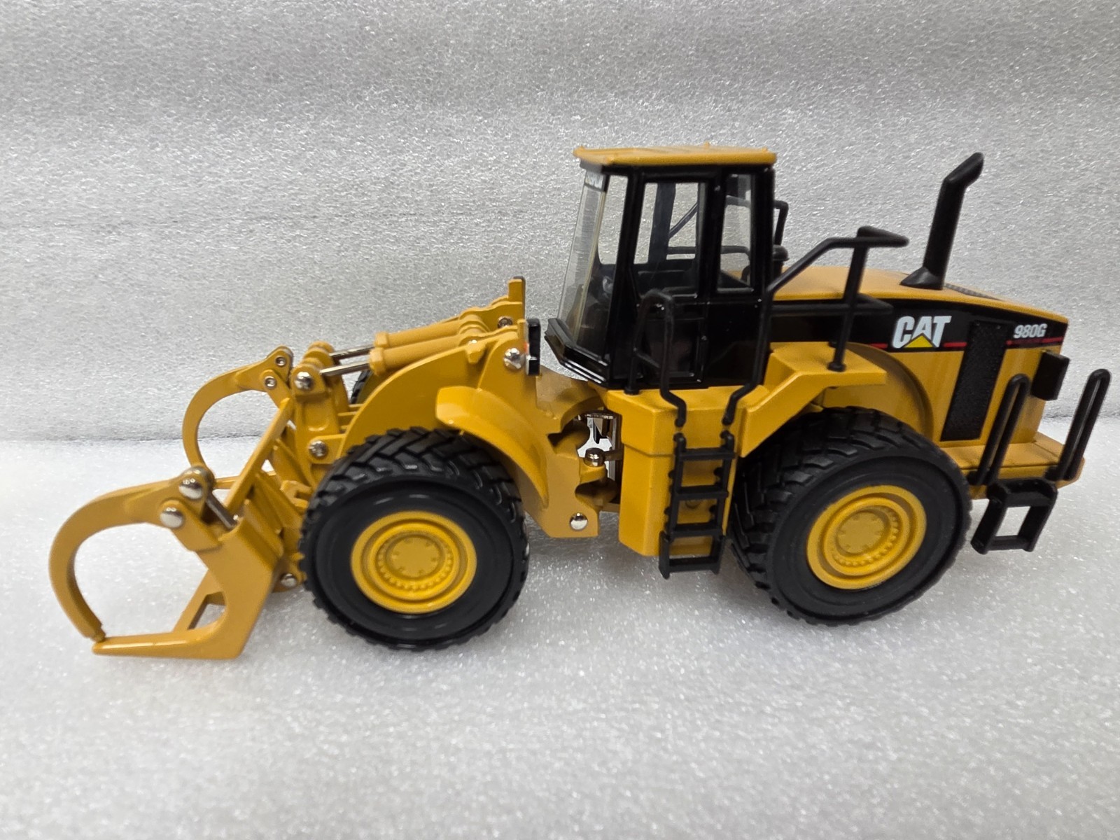 Norscot 1/50 Cat 980G Forest Machine