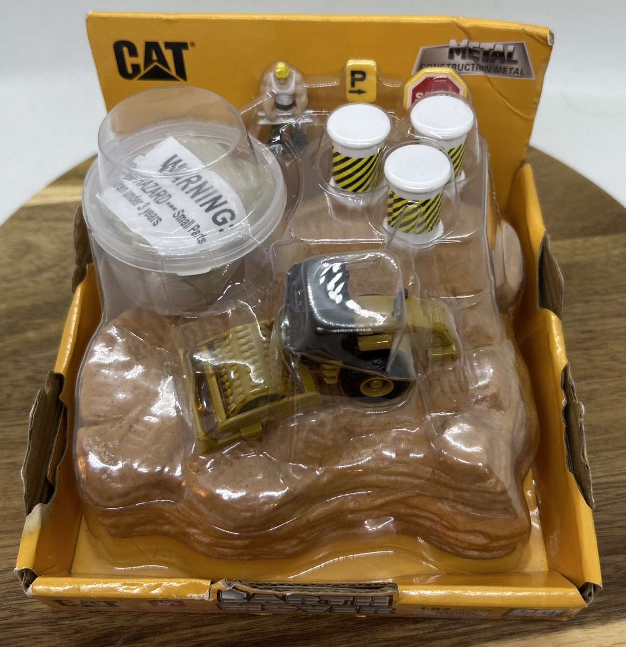 Diecast Masters CAT 1:87 Earth Movers set of 2 license by CAT Metalconstruction