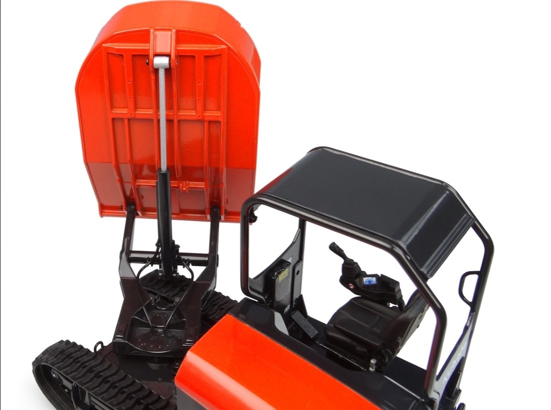 UNIVERSAL HOBBIES – Kubota KC300HR-5 Crawler Carrier – 1/24 – UH8155