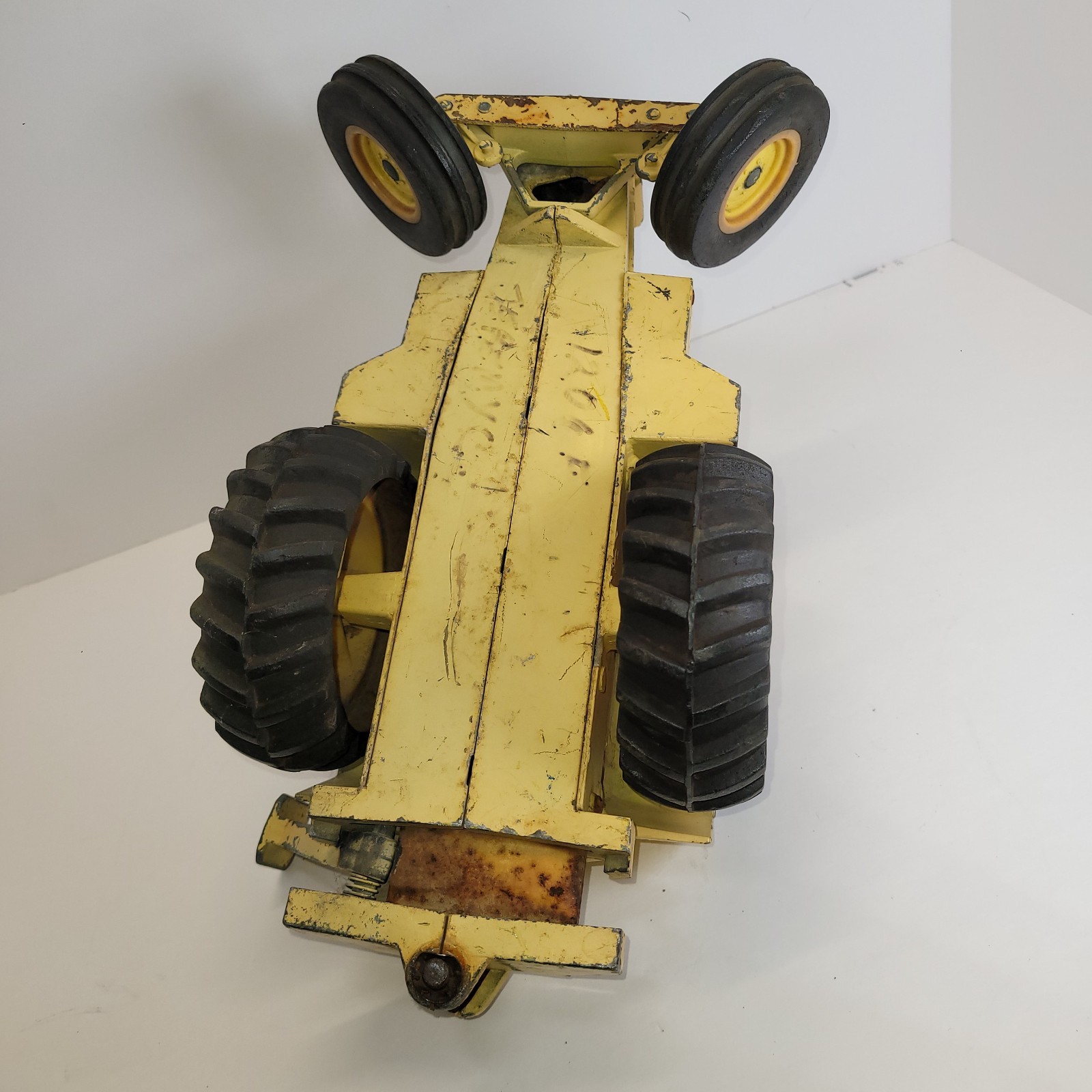 Vintage 1973 Ford Backhoe 1/12 Scale Diecast Metal Tractor
