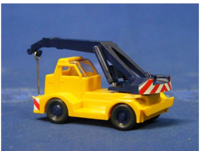 Wiking 86805 Demag Truck Crane – Yellow – Germany 1/87 HO MIB
