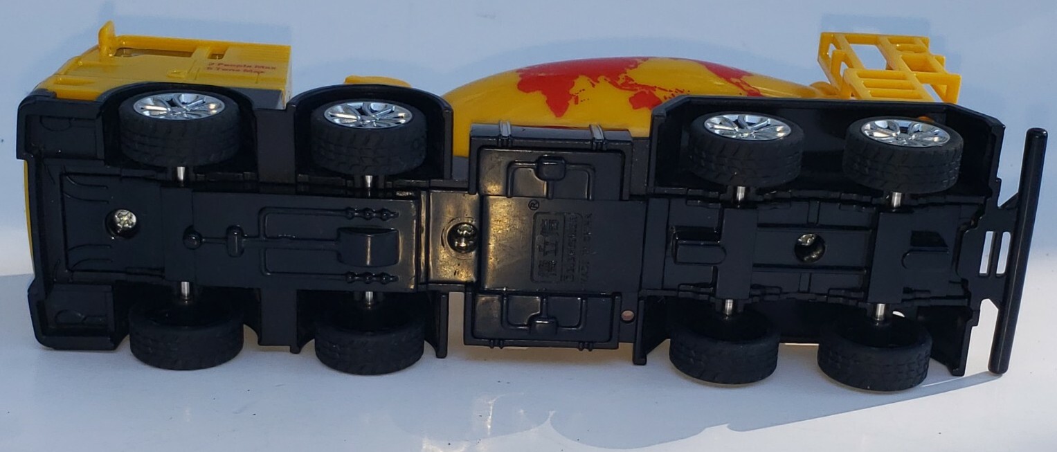 1/60 Scale MAN COE Cement Mixer Plastic Toy Model Truck (6.25″) Toy Car!