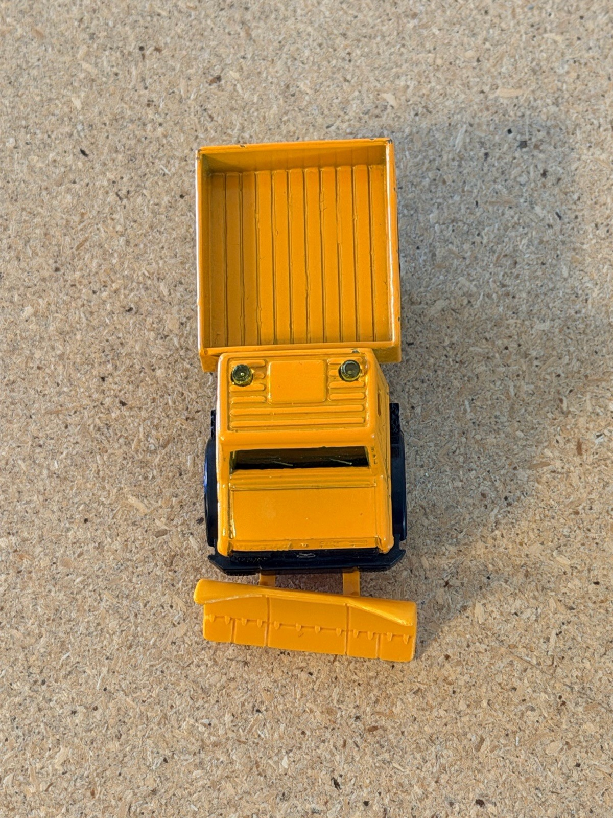 Vintage Siku 1:64 Mercedes-Benz 0821 Diecast Snow Plow Truck Orange Black