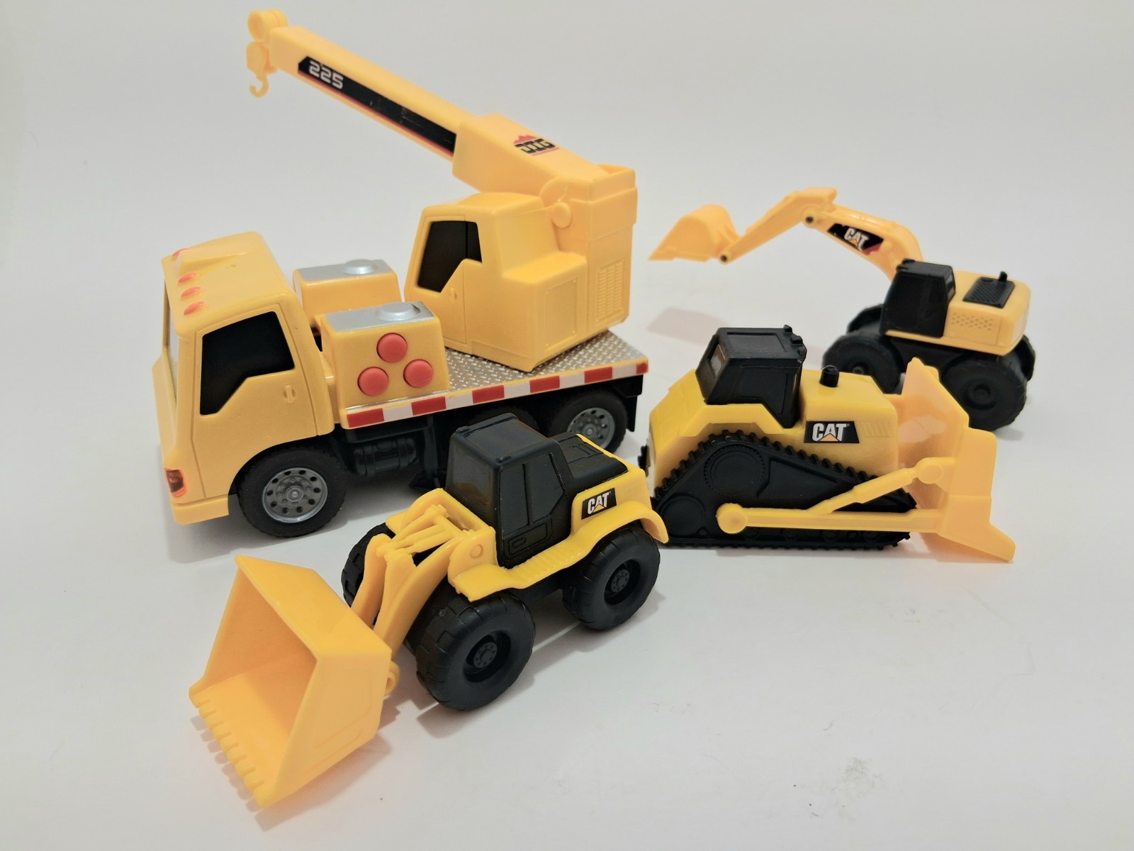 Cat Construction Little Machines Lot Of 4 Toy Equipment. Crane Lights And Sounds