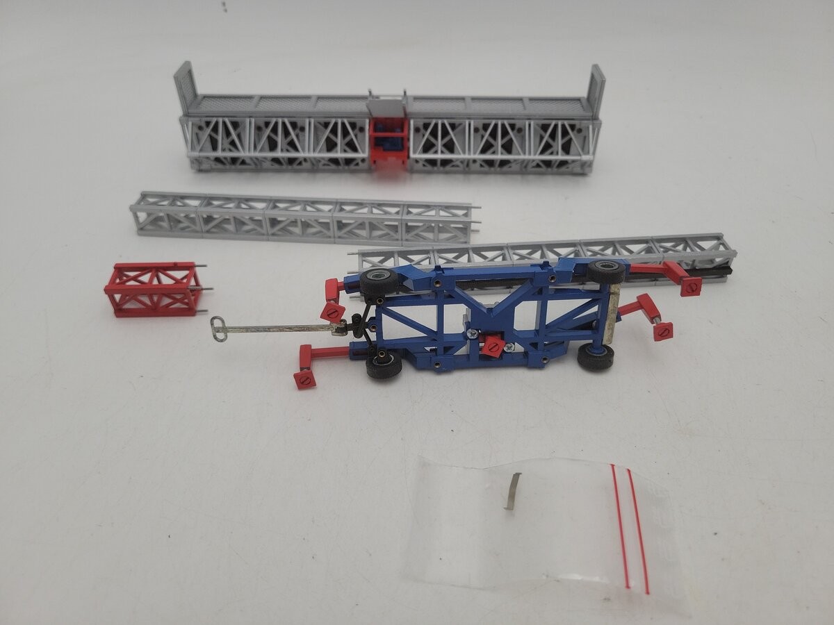NZG 464 1:50 Scale MSHF Mast Climbing Work Platform Diecast Set EX/Box