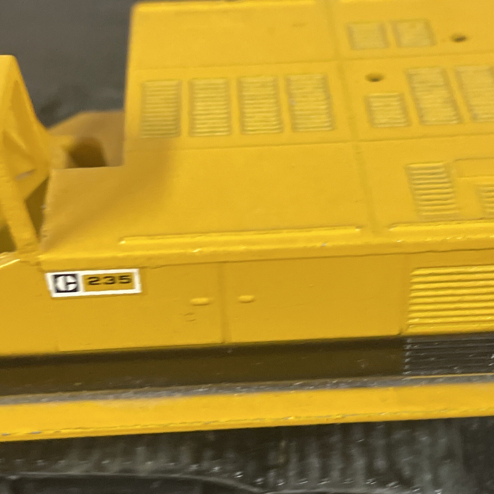 Winross Caterpillar 235 Excavator Rare Classic Cat READ DESCRIPTION