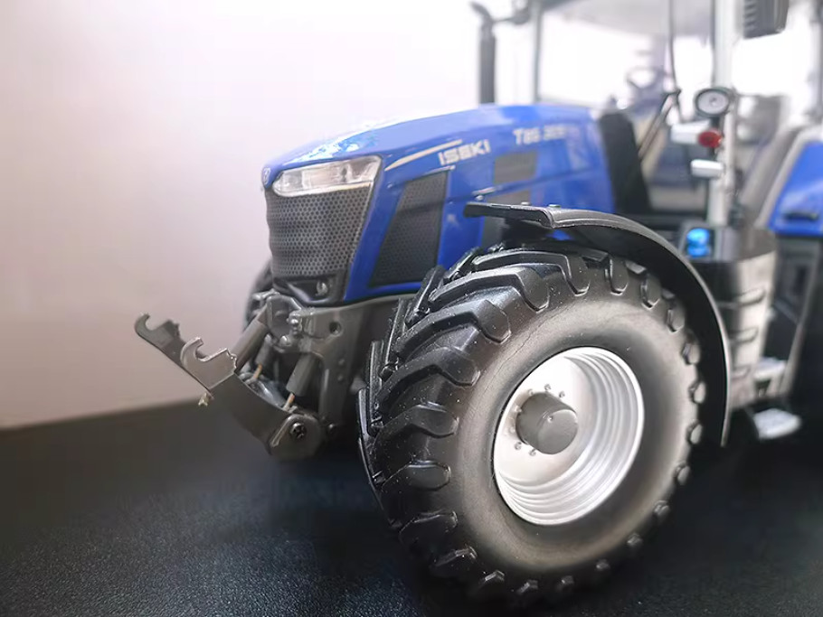 1:32 UH New Hollander T7.300 Tractor Farm Vehicles Machinery Diecast Alloy Model