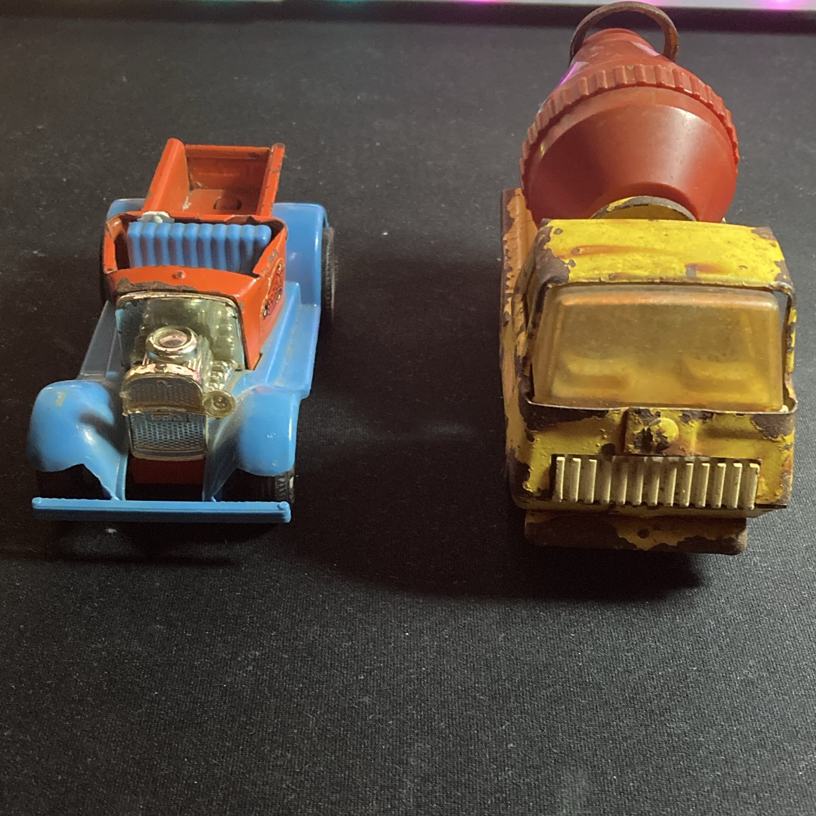Diecast Cement Mixer and Pickup Truck Metal Plastic Yellow Red Blue