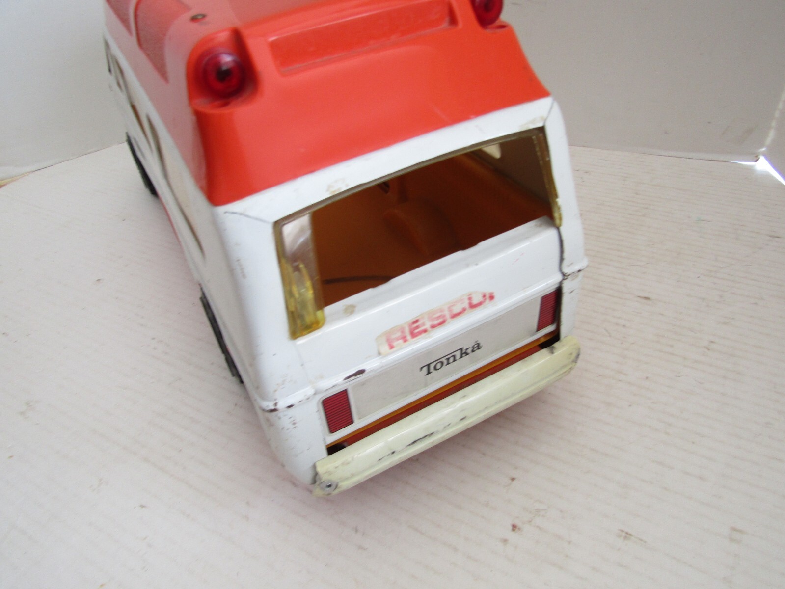 HUGE PRESSED STEEL TONKA TOY TRUCK MIGHTY AMBULANCE RESCUE EMERGENCY PARTS