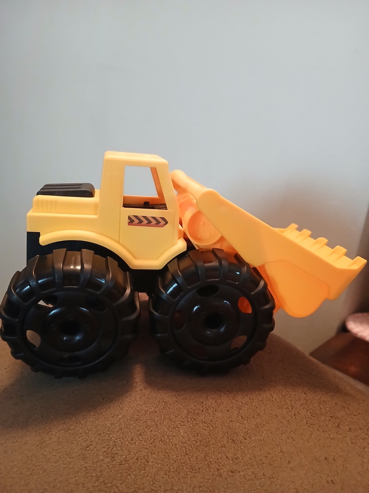 Turbo Wheels Plastic Yellow Construction Vehicle Bulldozer Front Loader