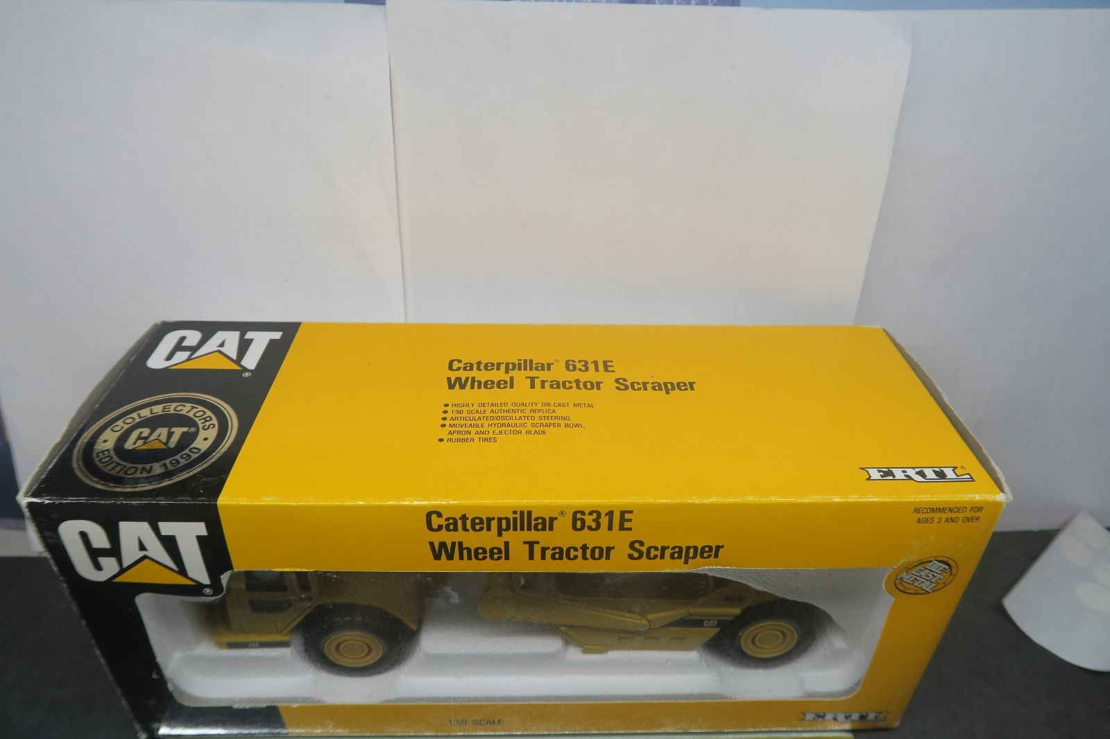 ERTL CAT #2430 1/50 SCALE CATERPILLAR 631E WHEEL TRACTOR SCRAPER UNUSED W/BOX!