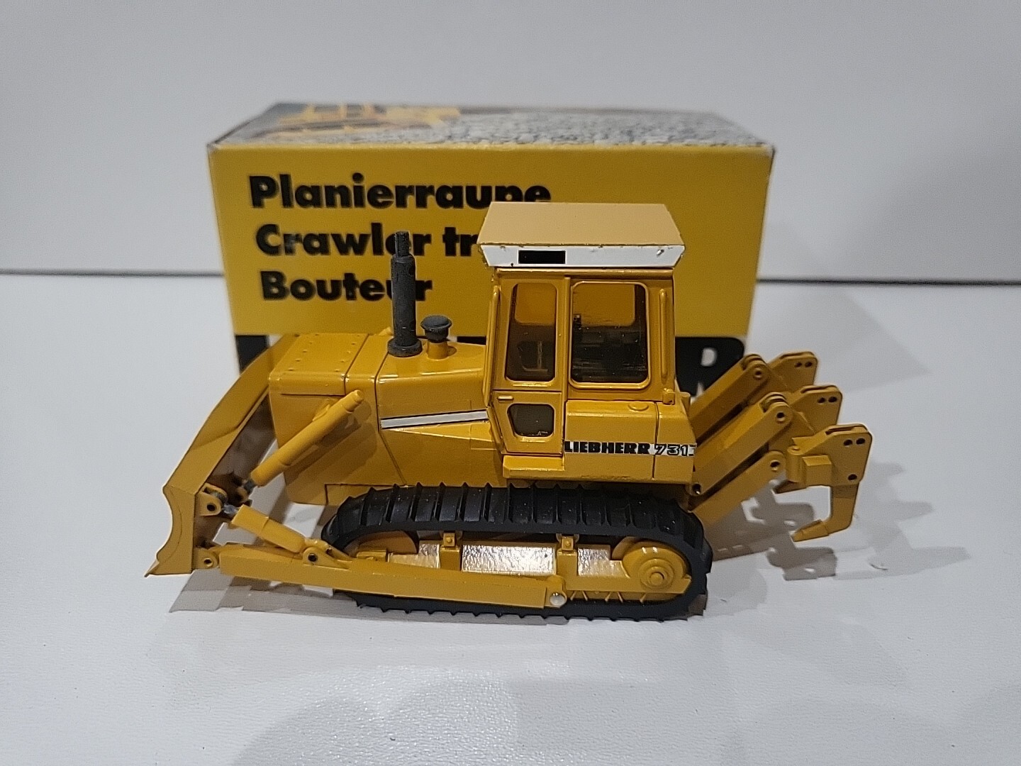 Bull Liebherr PR731 Conrad 2801 1/50 Scale
