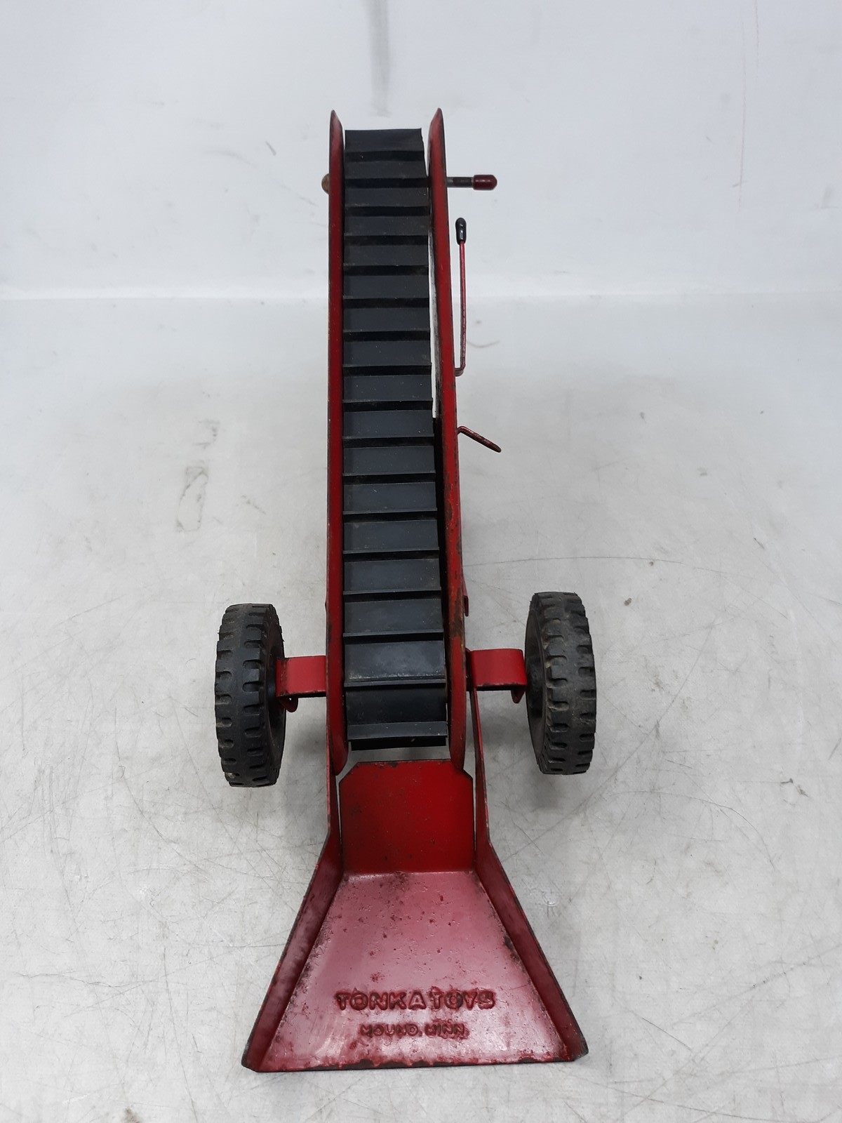 Vintage Tonka Red Sandloader – Pressed Steel Toy, 1950s-1960s Collectible